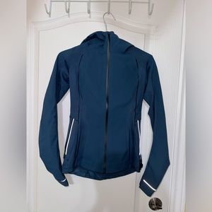 Mist over windbreaker